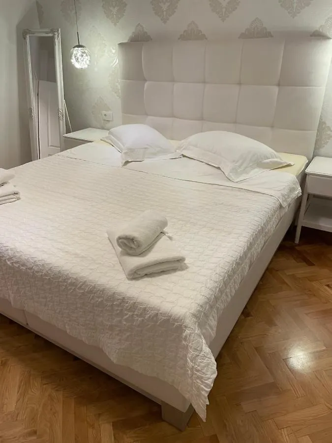 Holiday Home Ninna Crikvenica 0*,  Croatia