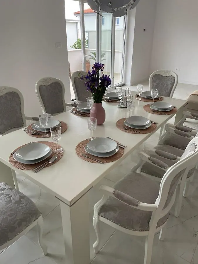 Holiday Home Ninna Crikvenica